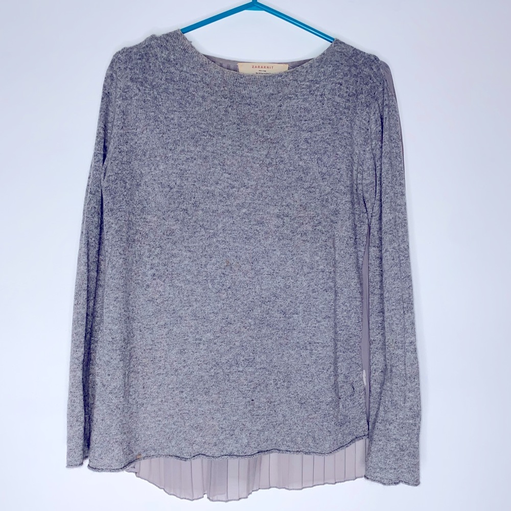 Zaraknit grey sweater. - Picture 2 of 4